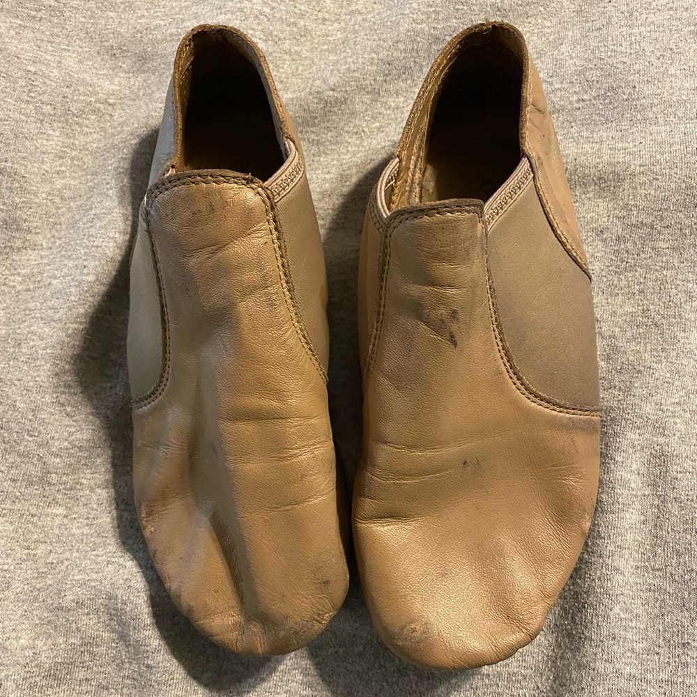 Capezio EJ2 Caramel Ladies Jazz Shoe Size 8